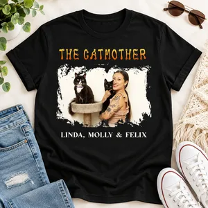 The Catmother Retro Photo - Personalized Unisex T-Shirt